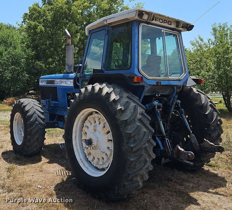 image for item LM9079 1990 Ford 8730  MFWD tractor