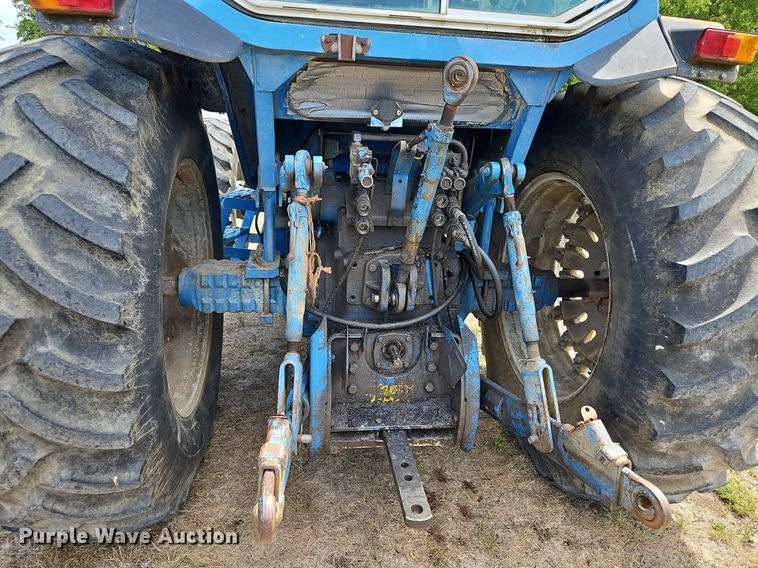 image for item LM9079 1990 Ford 8730  MFWD tractor