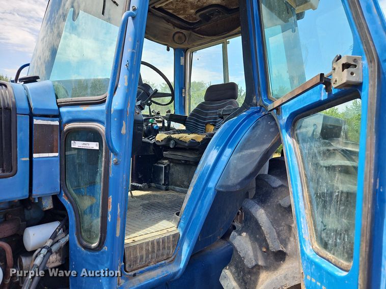 image for item LM9079 1990 Ford 8730  MFWD tractor