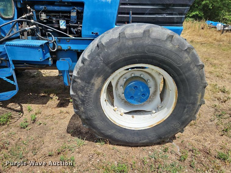 image for item LM9079 1990 Ford 8730  MFWD tractor