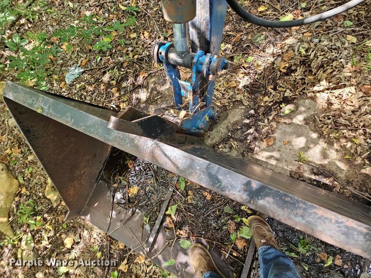 image for item LM9079 1990 Ford 8730  MFWD tractor