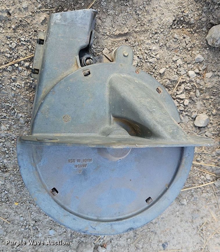 image for item LM9080 John Deere  (31) radial soybean meters