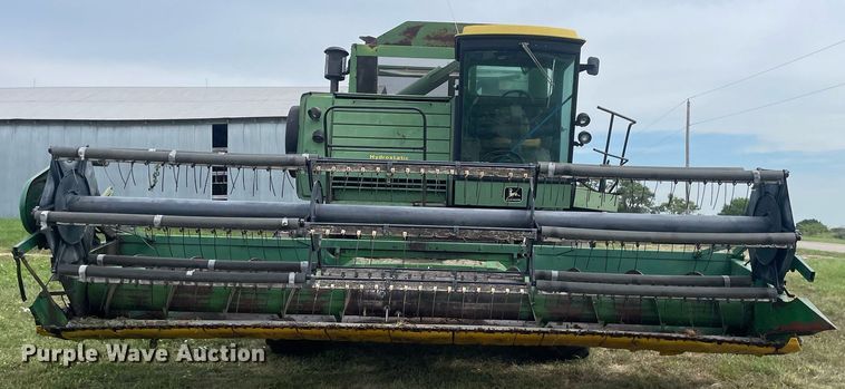 image for item LS9321 1980 John Deere 7720 Turbo  combine