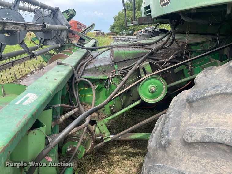 image for item LS9321 1980 John Deere 7720 Turbo  combine