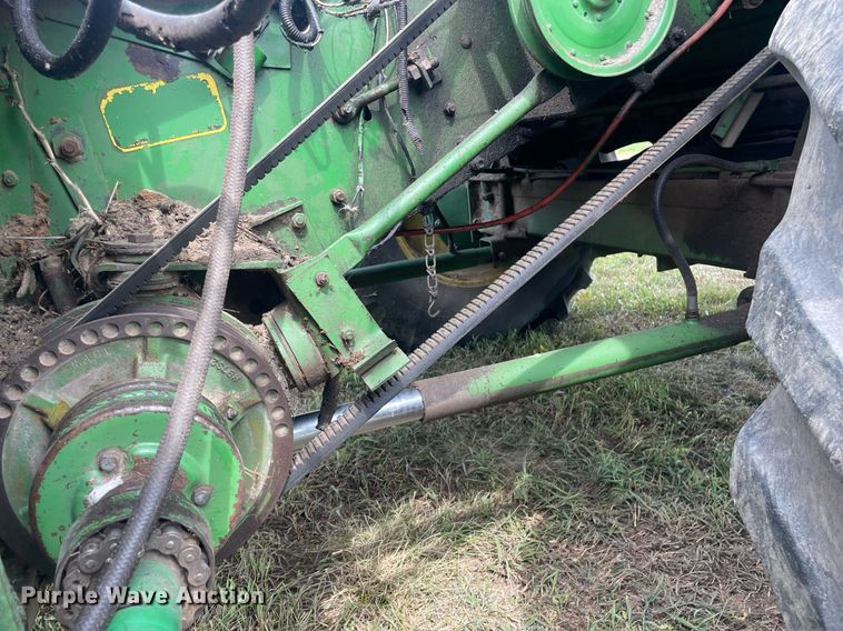 image for item LS9321 1980 John Deere 7720 Turbo  combine