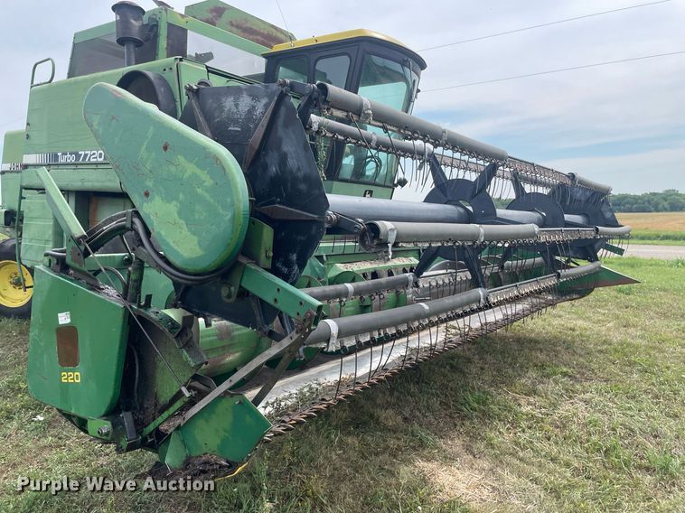 image for item LS9321 1980 John Deere 7720 Turbo  combine