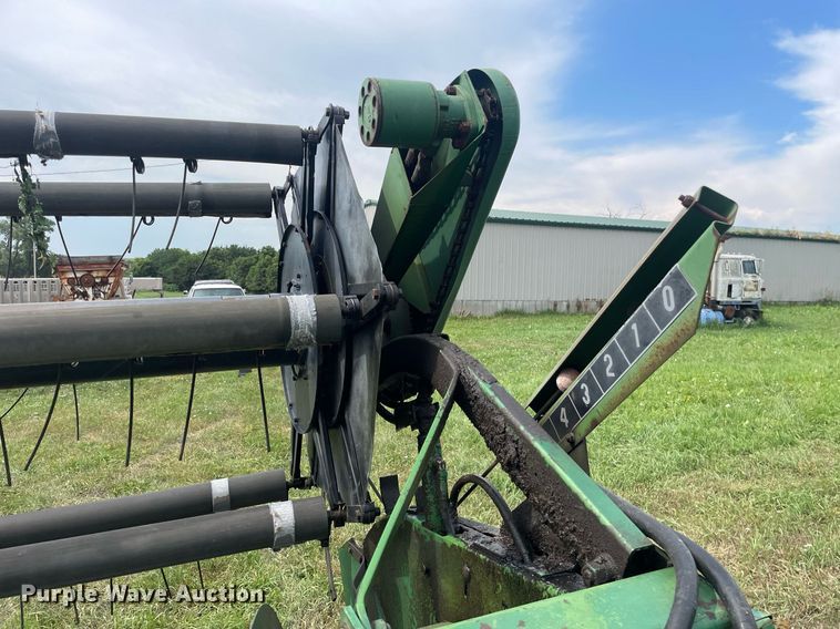 image for item LS9321 1980 John Deere 7720 Turbo  combine