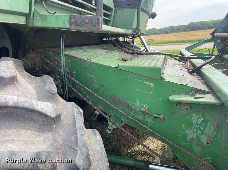 image for item LS9321 1980 John Deere 7720 Turbo  combine