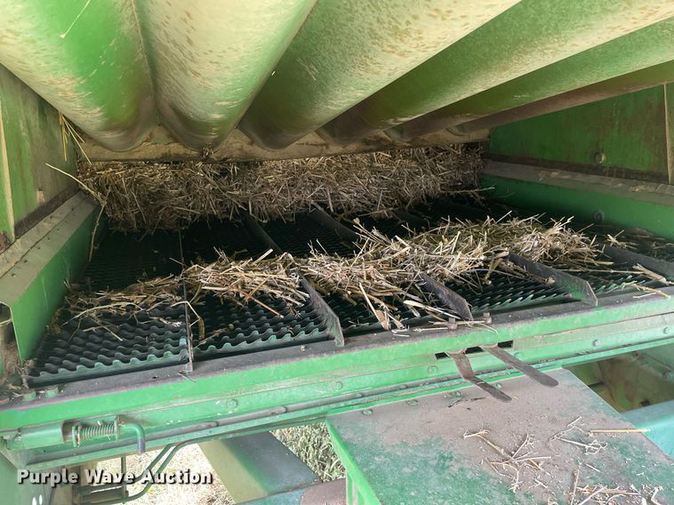 image for item LS9321 1980 John Deere 7720 Turbo  combine