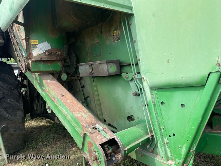 image for item LS9321 1980 John Deere 7720 Turbo  combine