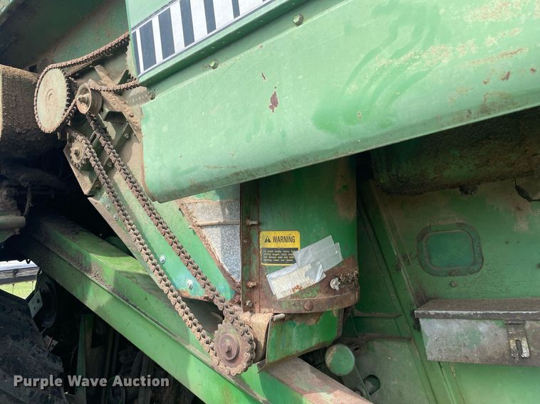 image for item LS9321 1980 John Deere 7720 Turbo  combine