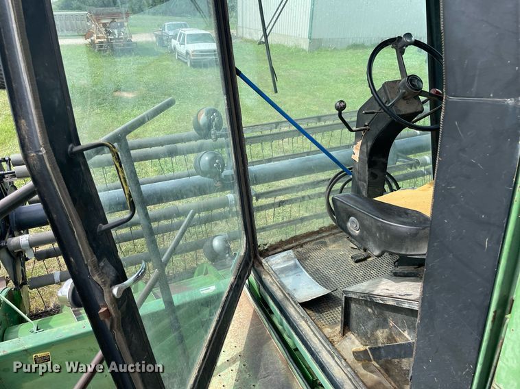 image for item LS9321 1980 John Deere 7720 Turbo  combine