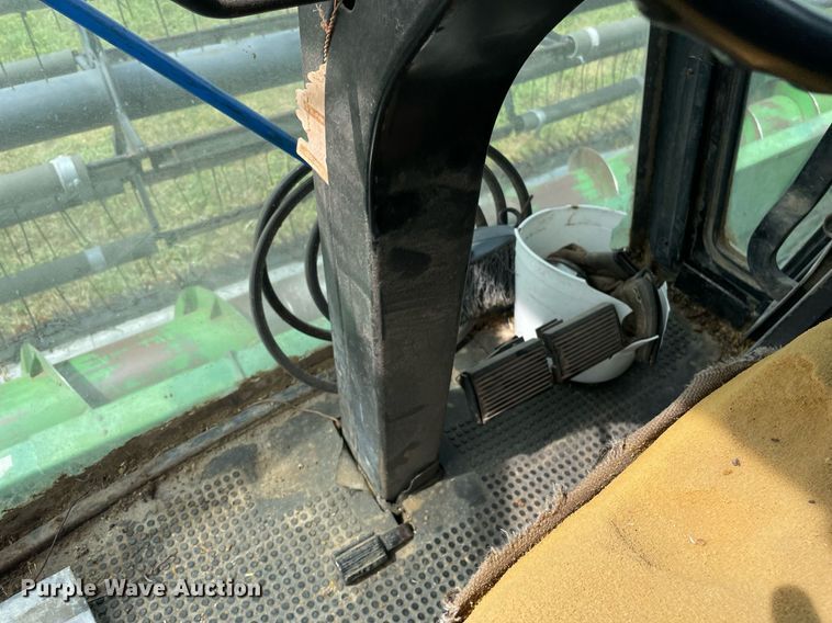 image for item LS9321 1980 John Deere 7720 Turbo  combine