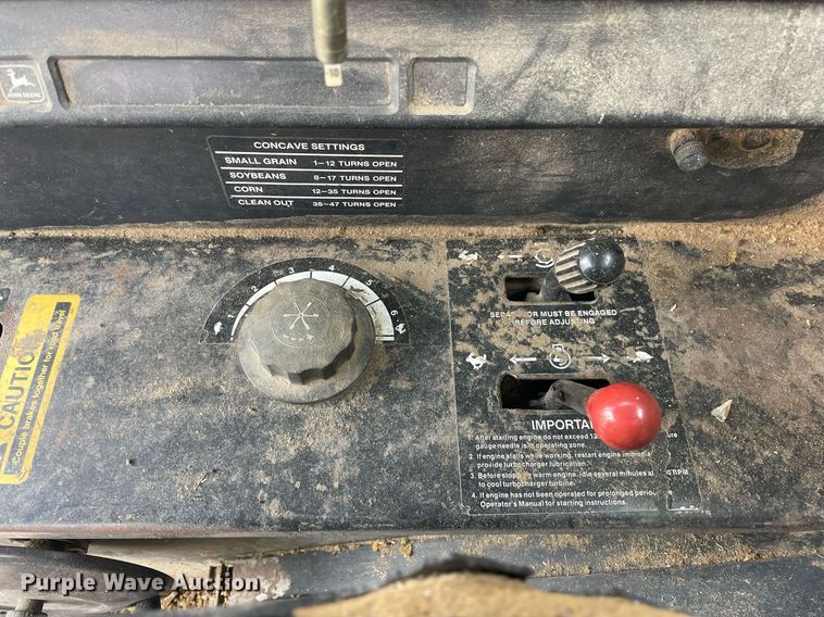 image for item LS9321 1980 John Deere 7720 Turbo  combine