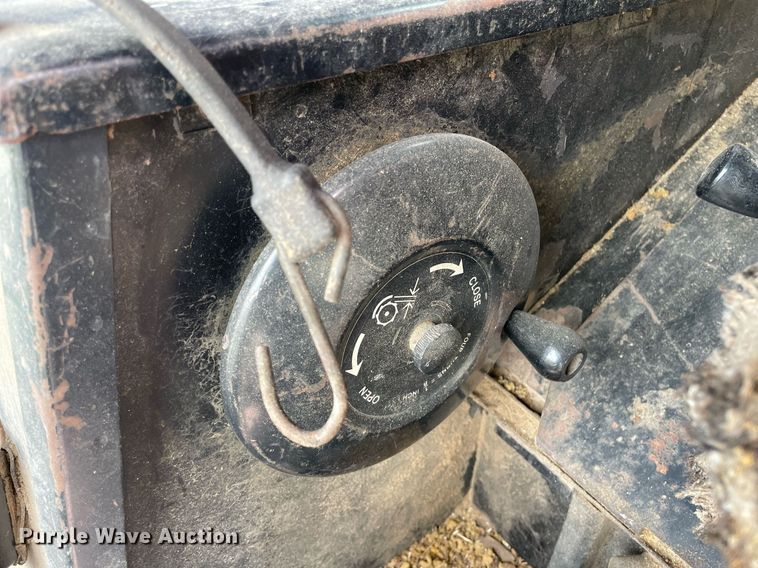 image for item LS9321 1980 John Deere 7720 Turbo  combine