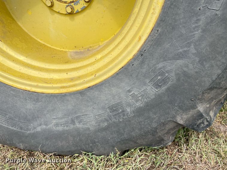 image for item LS9321 1980 John Deere 7720 Turbo  combine