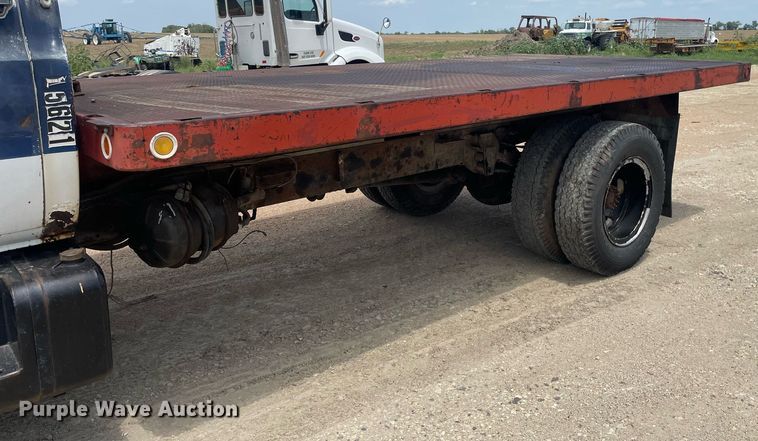 image for item LS9346 1982 GMC Sierra 7500  dump flatbed truck