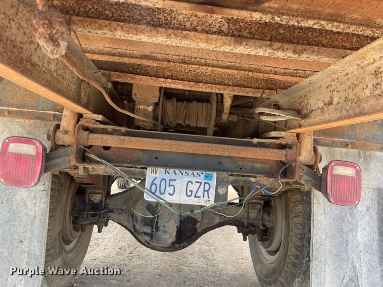 image for item LS9346 1982 GMC Sierra 7500  dump flatbed truck