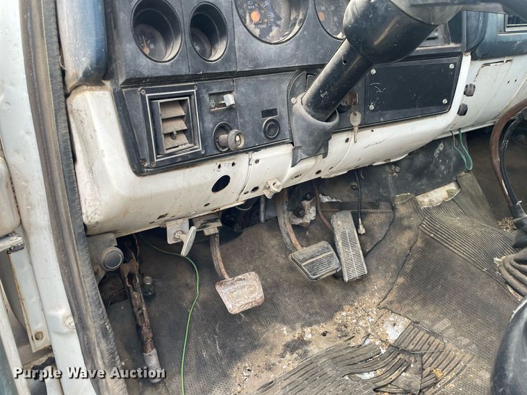 image for item LS9346 1982 GMC Sierra 7500  dump flatbed truck