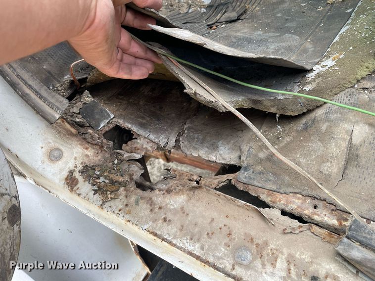 image for item LS9346 1982 GMC Sierra 7500  dump flatbed truck