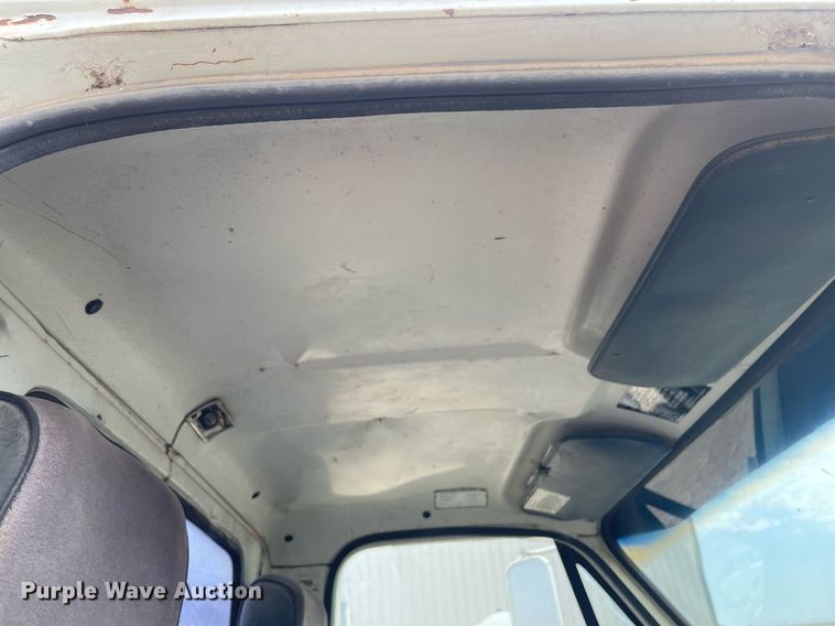 image for item LS9346 1982 GMC Sierra 7500  dump flatbed truck