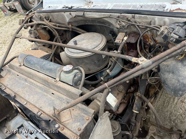 image for item LS9346 1982 GMC Sierra 7500  dump flatbed truck