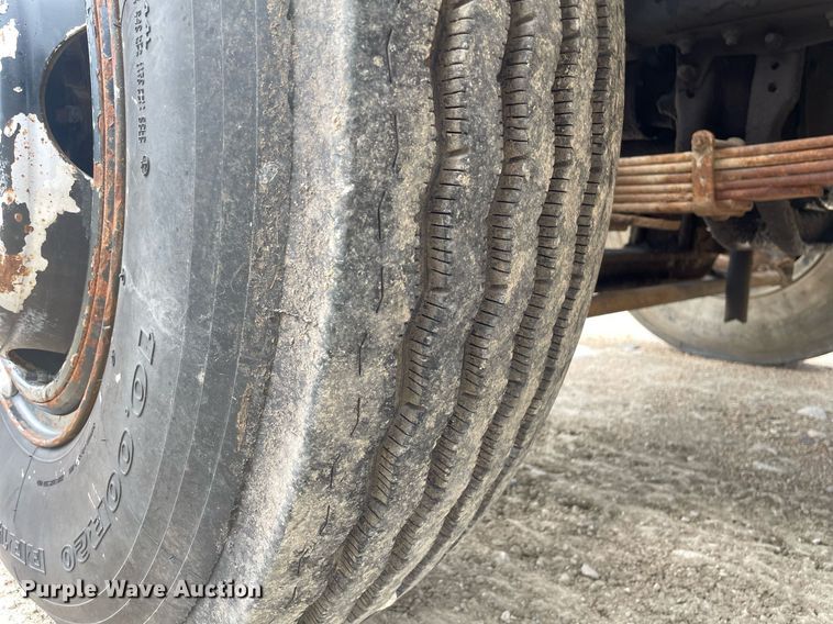 image for item LS9346 1982 GMC Sierra 7500  dump flatbed truck