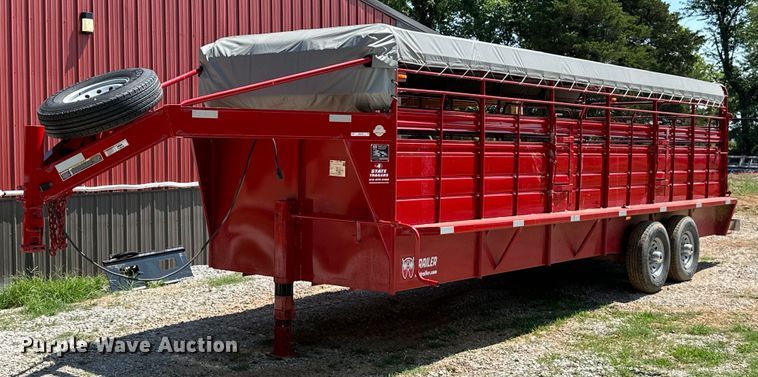 image for item MB9678 2018 W-W  livestock trailer