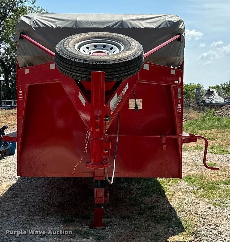 image for item MB9678 2018 W-W  livestock trailer