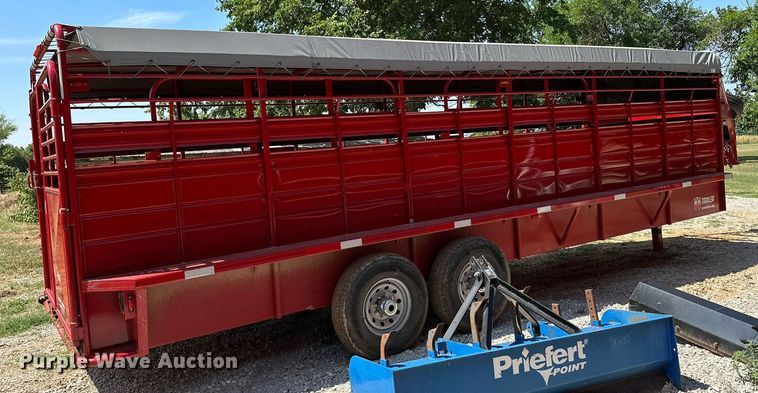 image for item MB9678 2018 W-W  livestock trailer