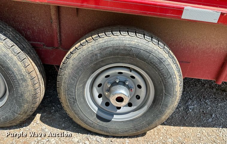 image for item MB9678 2018 W-W  livestock trailer