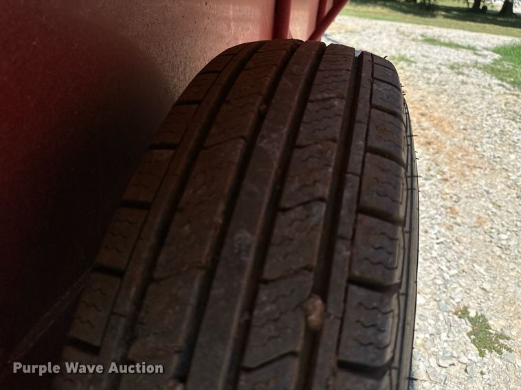 image for item MB9678 2018 W-W  livestock trailer