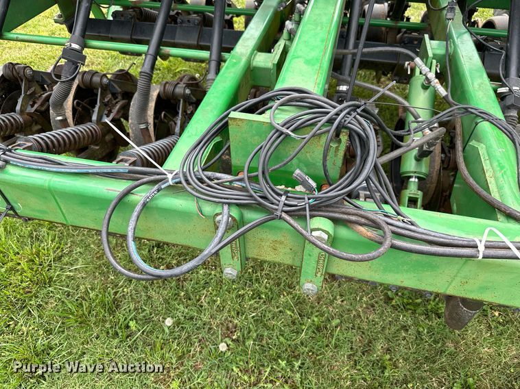 image for item MB9687 John Deere 1590  grain drill