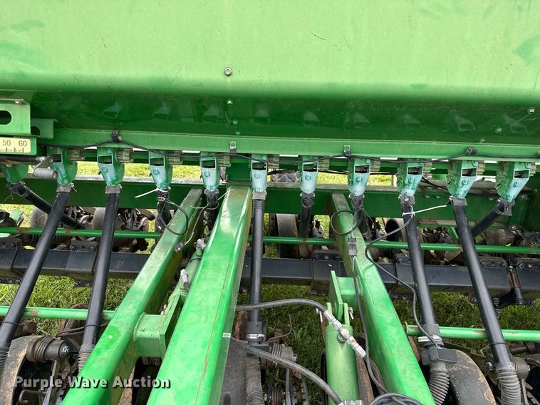 image for item MB9687 John Deere 1590  grain drill