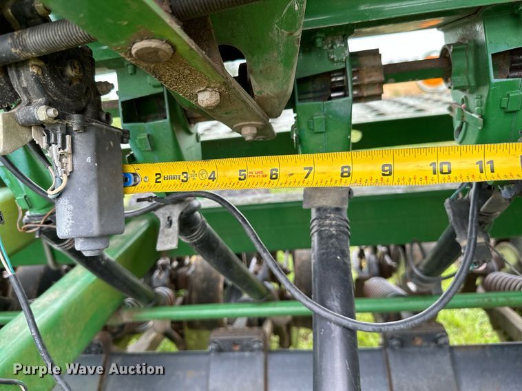 image for item MB9687 John Deere 1590  grain drill