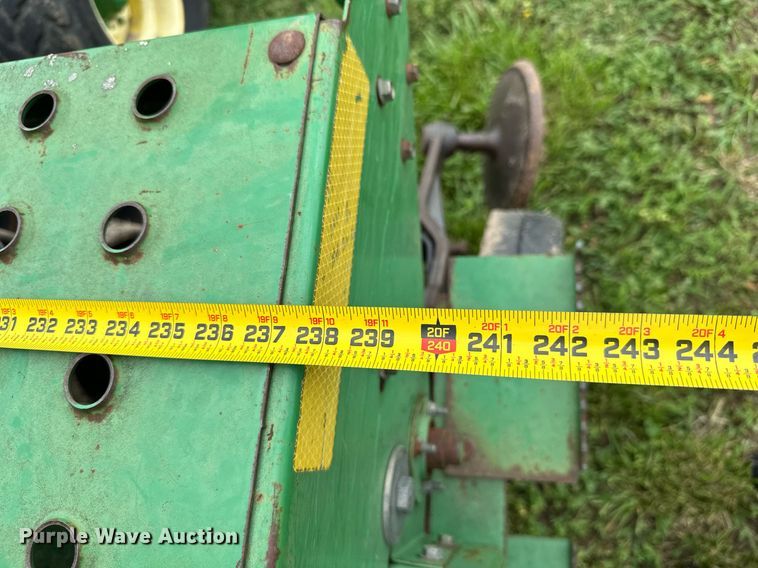 image for item MB9687 John Deere 1590  grain drill