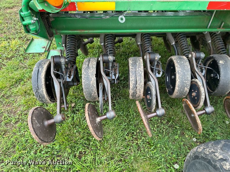 image for item MB9687 John Deere 1590  grain drill