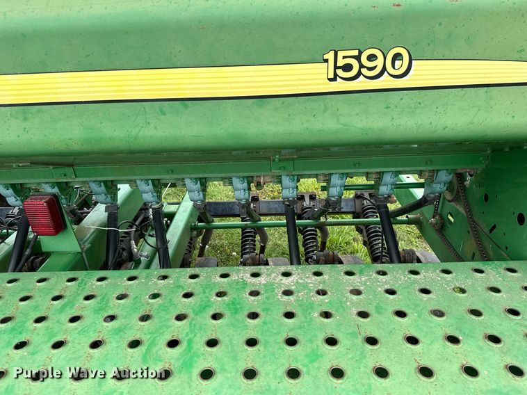 image for item MB9687 John Deere 1590  grain drill