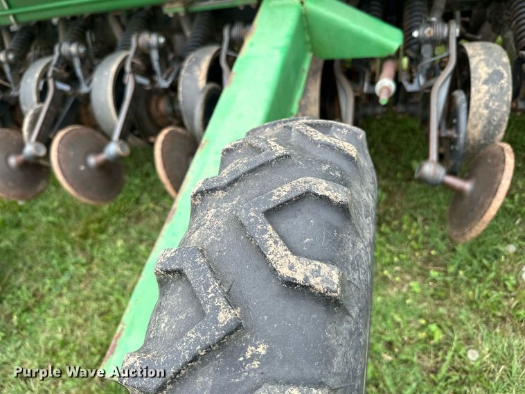 image for item MB9687 John Deere 1590  grain drill