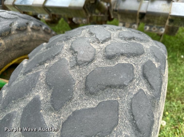 image for item MB9687 John Deere 1590  grain drill