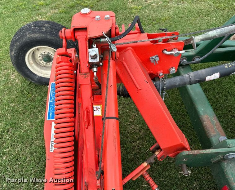 image for item MB9688 Kuhn GMD 310  disc mower