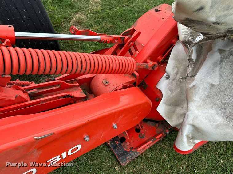 image for item MB9688 Kuhn GMD 310  disc mower