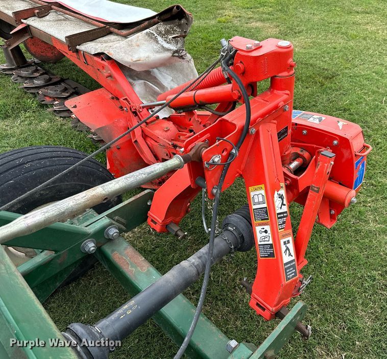 image for item MB9688 Kuhn GMD 310  disc mower