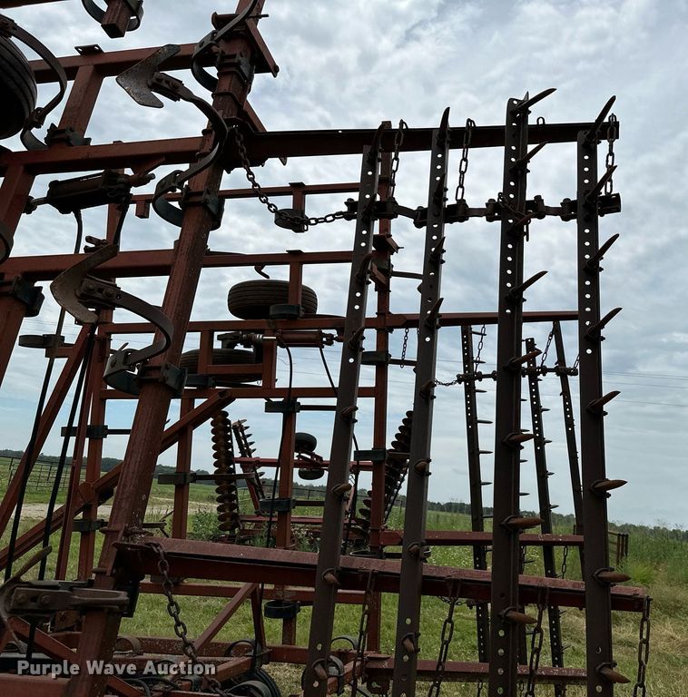 image for item MB9689 Kent Series V  field cultivator