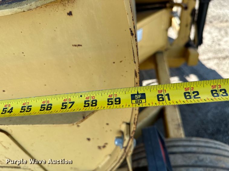 image for item MB9701 1999 Vermeer Top Gun  bale processor