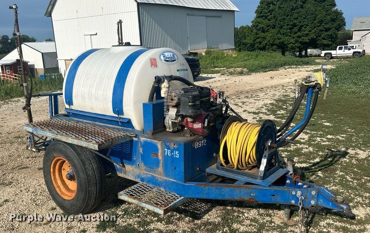 image for item MC9993 Broyhill B912  turf sprayer