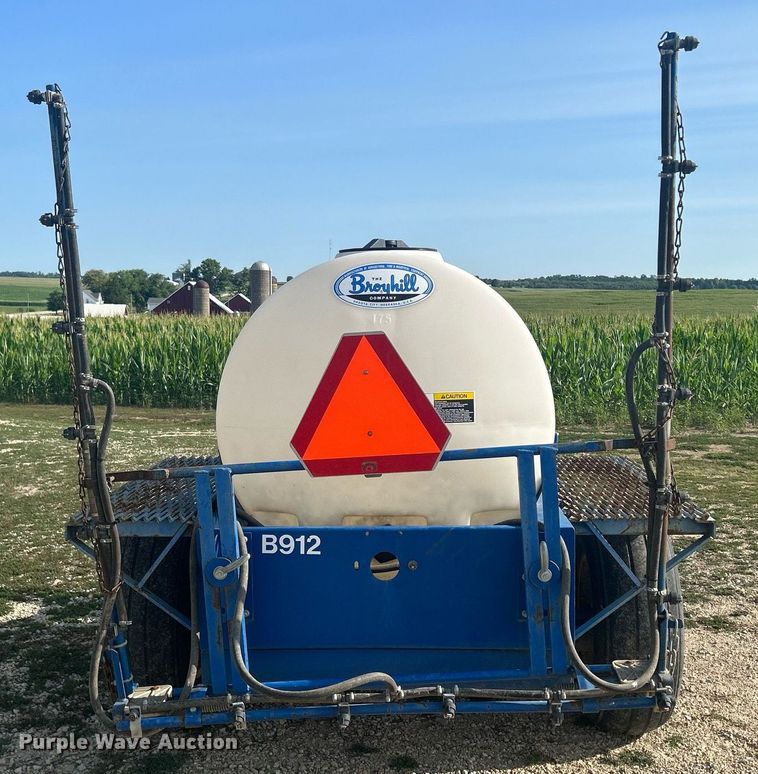 image for item MC9993 Broyhill B912  turf sprayer