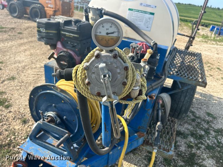 image for item MC9993 Broyhill B912  turf sprayer