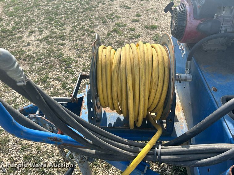 image for item MC9993 Broyhill B912  turf sprayer