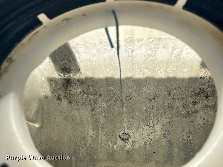 image for item MC9993 Broyhill B912  turf sprayer